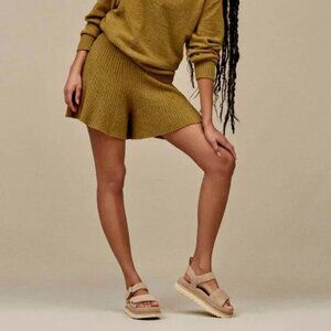 UGG Women's Goldenstar Sandal